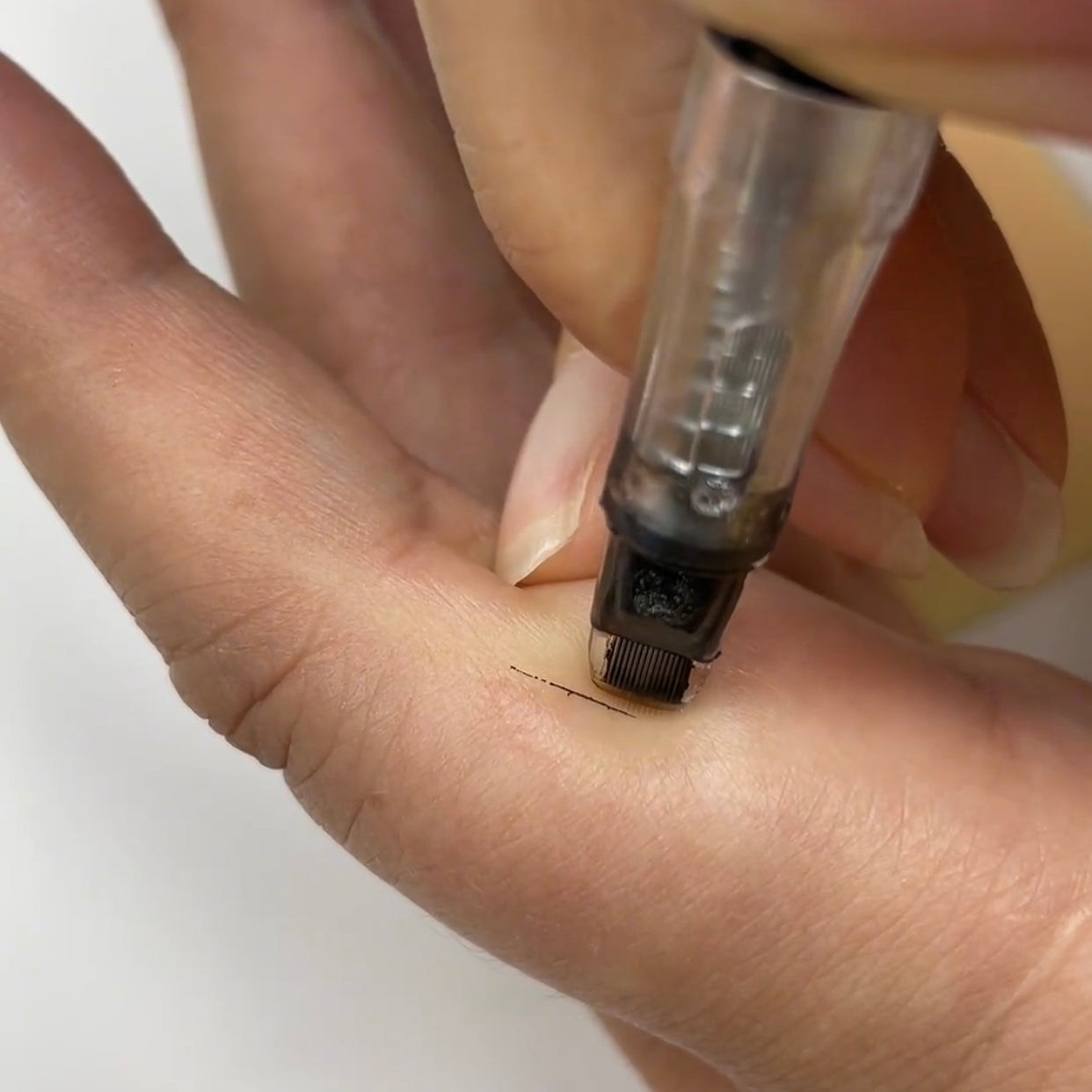 XF Regular XU14 Special PMU Needle - 10PCS/Box (For Use Only with XF Machines – Not Compatible with Other Devices)