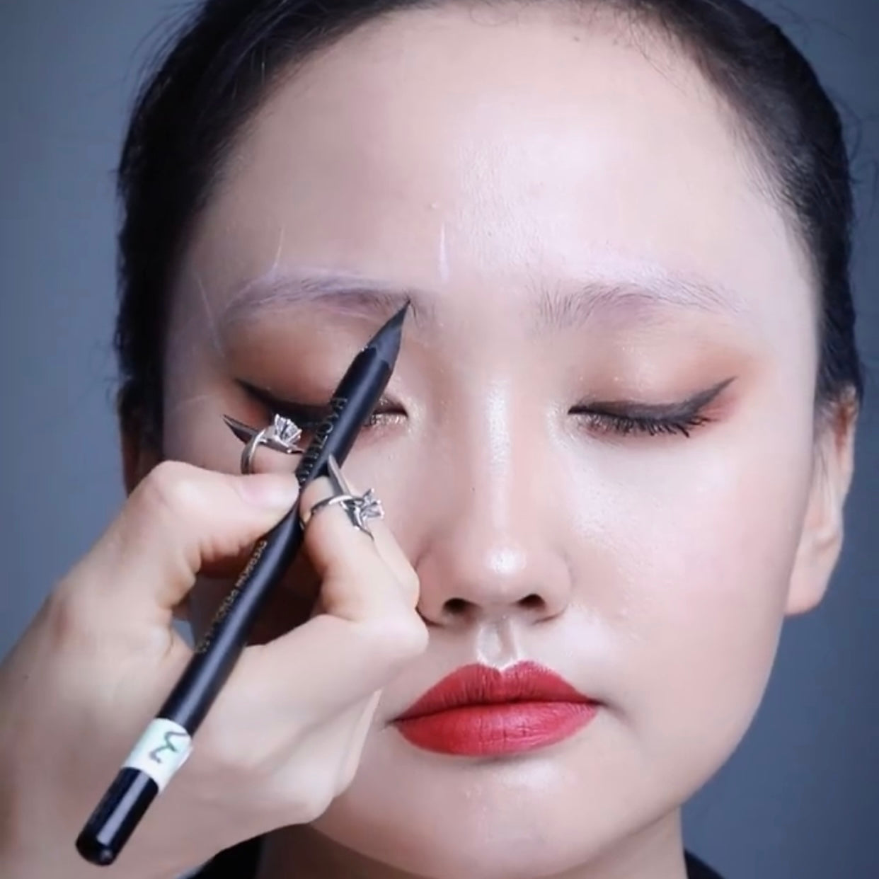 Schwarzer Permanent Makeup Microblading Augenbrauenstift