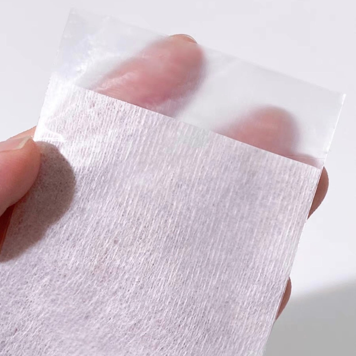 Specialized Oral Isolation Pads for Lip Tattooing