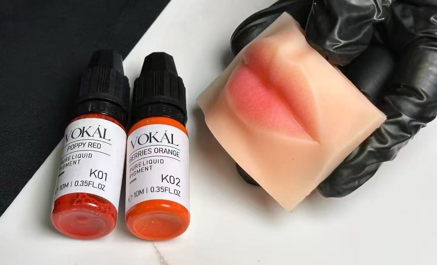 VOKÁL™ 3D Lip Mold Practice Pad — Realistic Silicone Training Model for PMU Artists