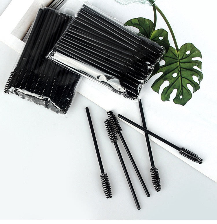 Doppelt verwendbare schwarze Spiralbürste für Augenbrauen und Wimpern