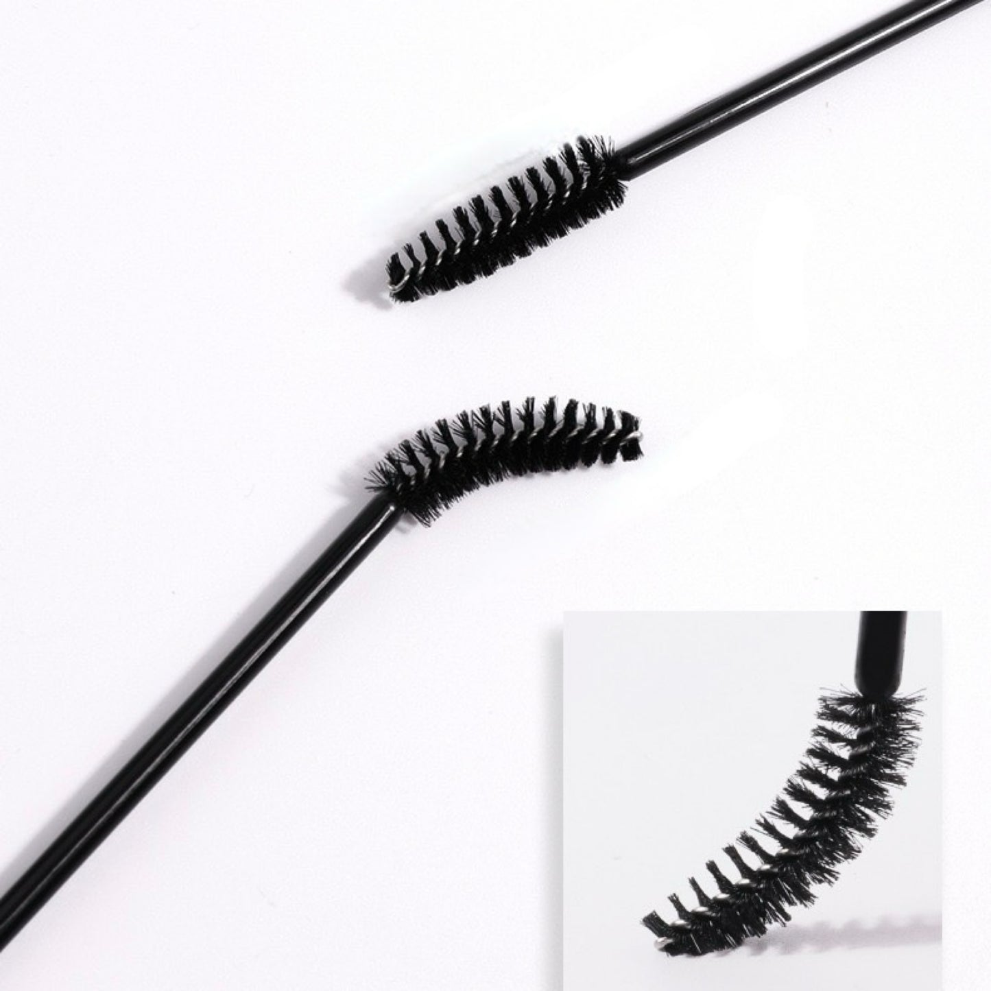 Doppelt verwendbare schwarze Spiralbürste für Augenbrauen und Wimpern