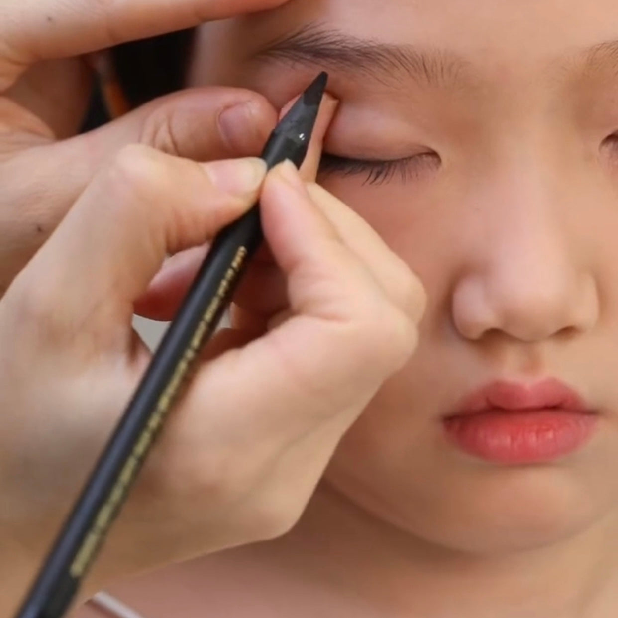 Schwarzer Permanent Makeup Microblading Augenbrauenstift