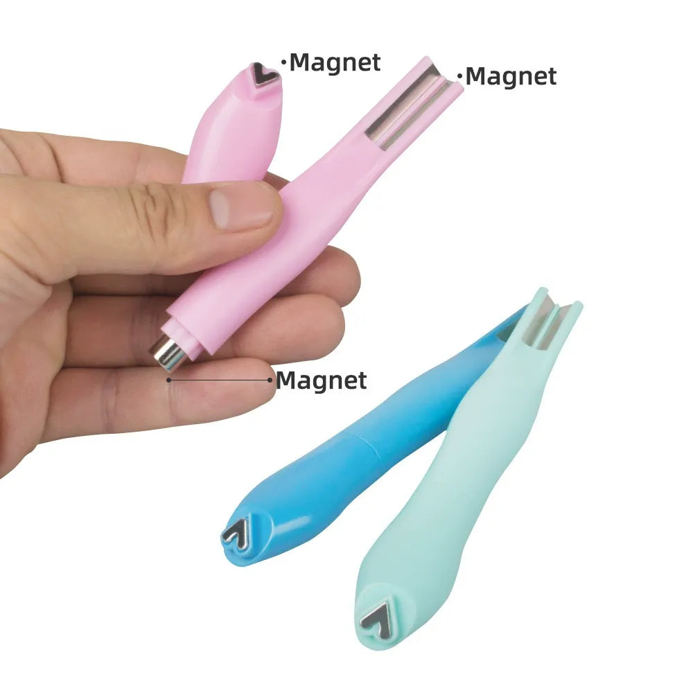 Heart Cat-Eye Magnet Pen – Strong Magnetic Nail Art Tool for Cat-Eye Gel Designs
