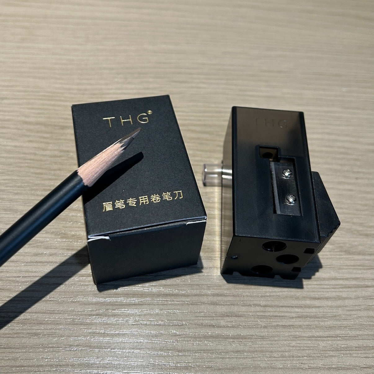 VOKAL PMU Precision BrowPro Sharpener – For Round-Core Wooden Eyebrow Pencils