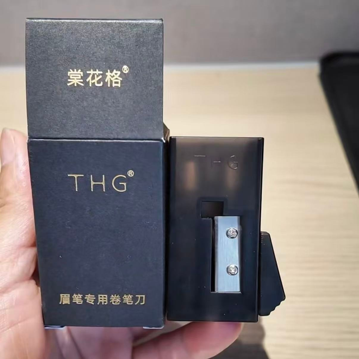 THG Professional Eyebrow Pencil Sharpener – Machete Tip PMU Brow Pencil Shaping Tool