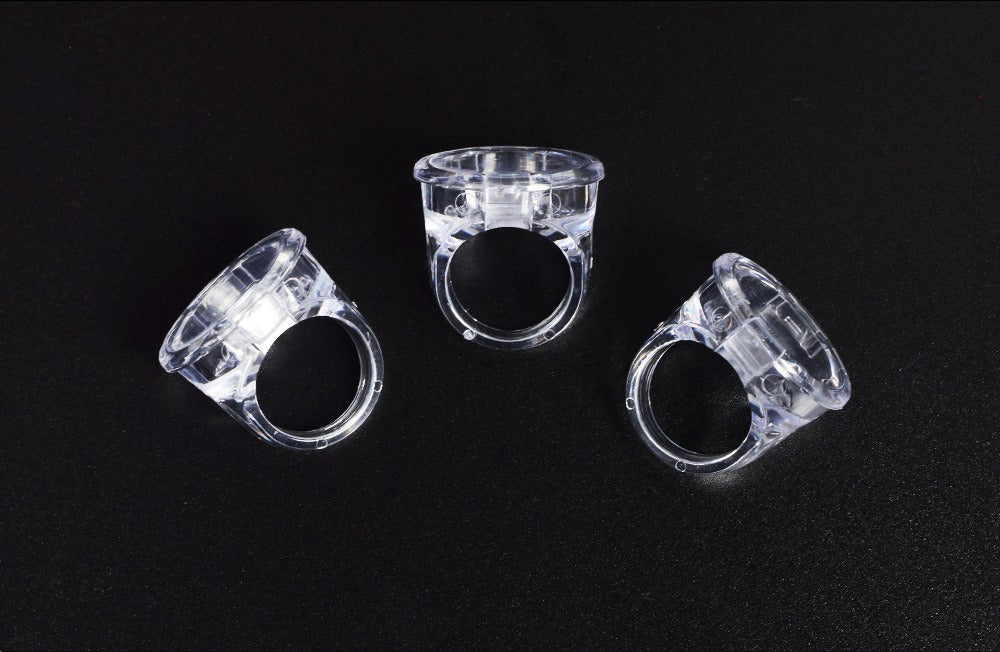 Crystal Flip-Lid Pigment Ring Cup – Transparent PMU Ink Holder for Microblading, Tattoo & Permanent Makeup