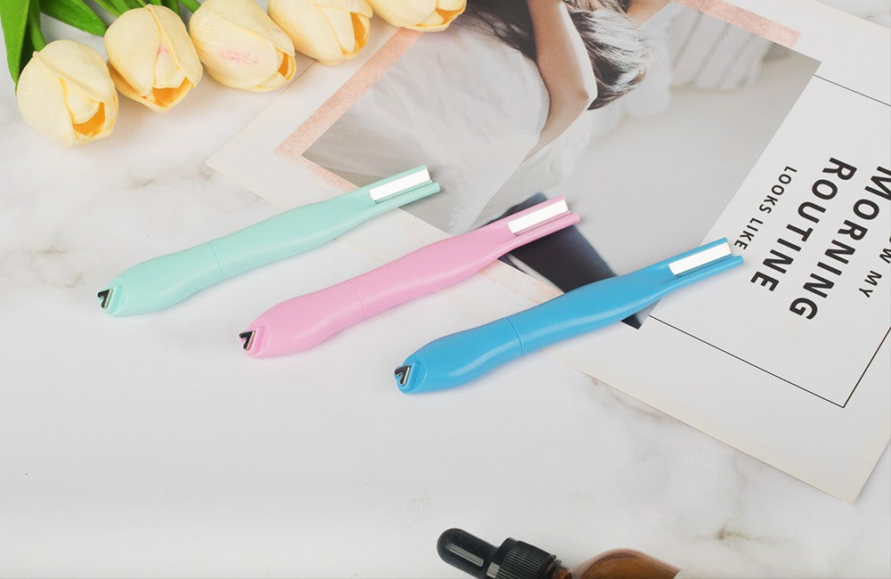 Heart Cat-Eye Magnet Pen – Strong Magnetic Nail Art Tool for Cat-Eye Gel Designs