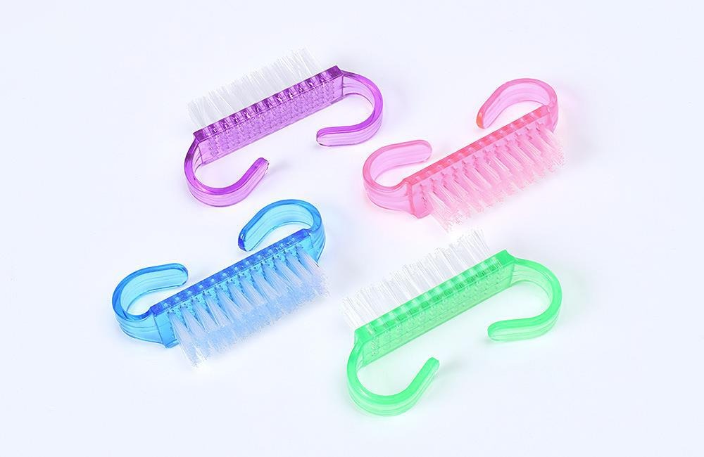Translucent Nail Cleaning Brush – Mini Horn Handle Nail Brush for Manicure & Beauty Care